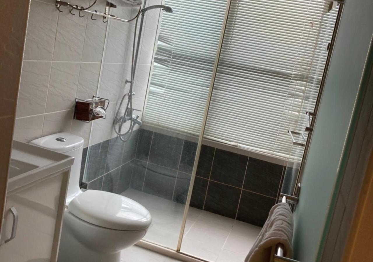 Shun-Yi Business Hotel Kota Chiayi Bagian luar foto