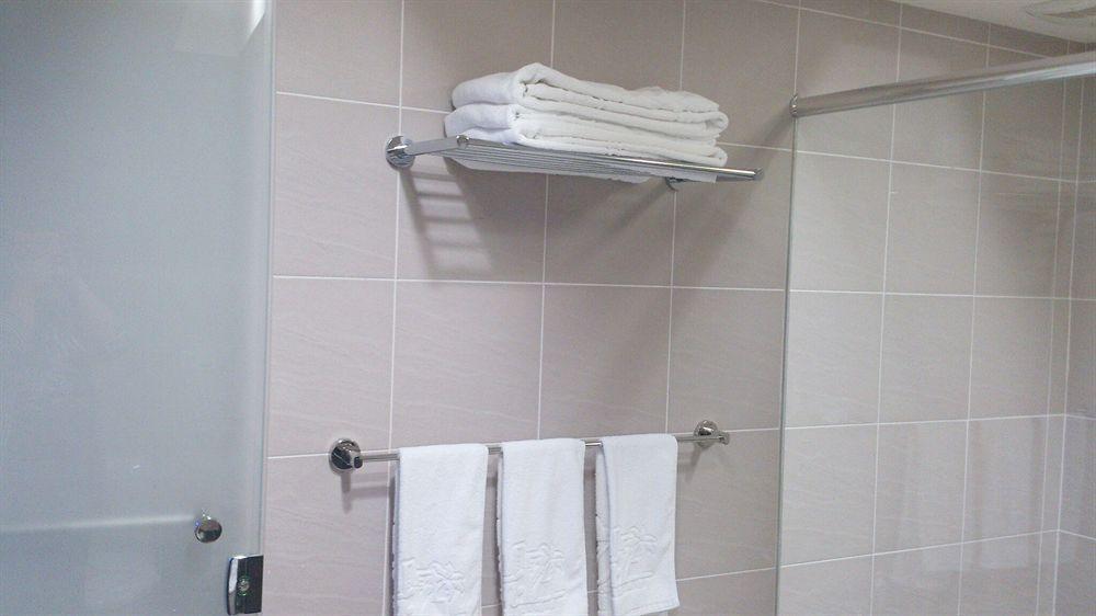 Shun-Yi Business Hotel Kota Chiayi Bagian luar foto